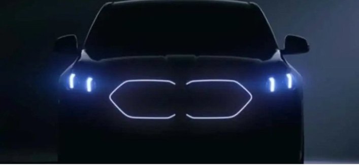 Следующее поколение BMW X2 впервые представлено с подсветкой решетки радиатора