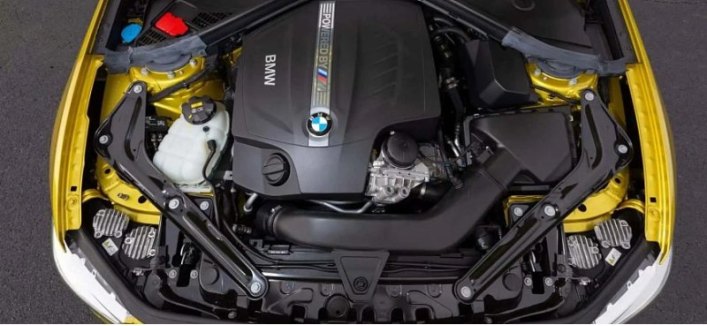 Глава BMW защищает решение придерживаться двигателей внутреннего сгорания