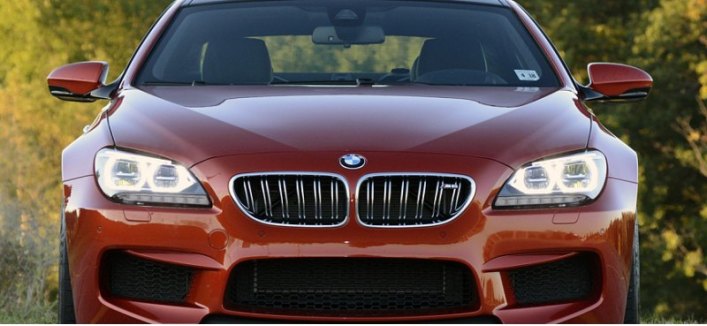 BMW сообщила о рекордных продажах электромобилей группы на 74%