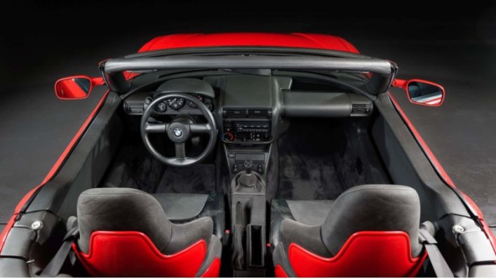 Автомобиль BMW Z1 получил свой 3,4-литровый рядный пятицилиндровый агрегат из последней модели 365…