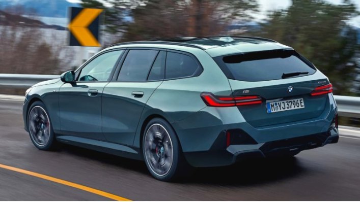 Прошла минута с тех пор, как BMW предложила версию универсала своей 5-й серии в Северной Америке.…