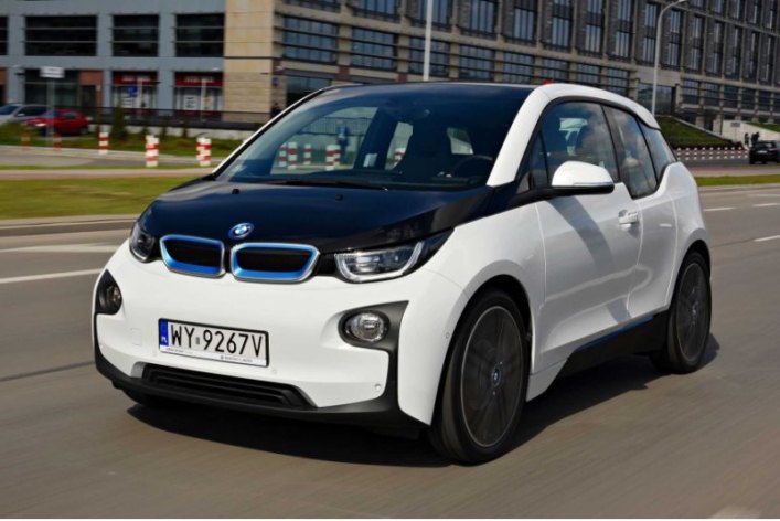 BMW продавала i3 как полностью электрический автомобиль, так и как гибрид с увеличенным запасом…