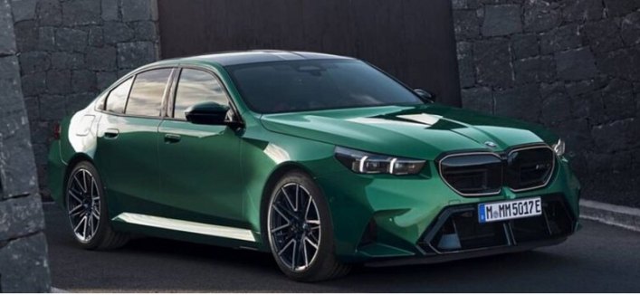 Новый BMW M5 сильно увеличился в массе из-за гибридной силовой установки