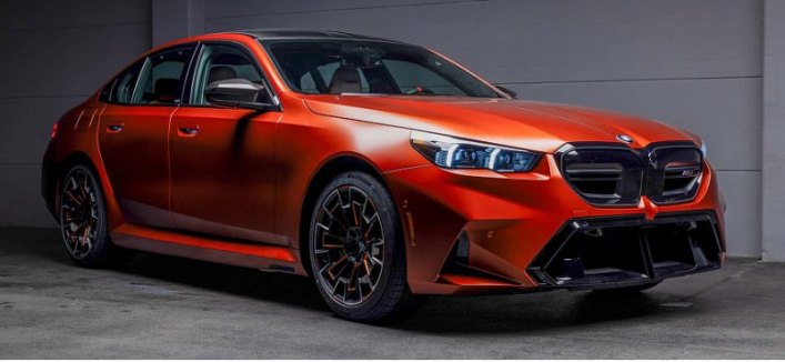 Чем может похвастать новый BMW M5 с «допами» на 4 976 043 руб.