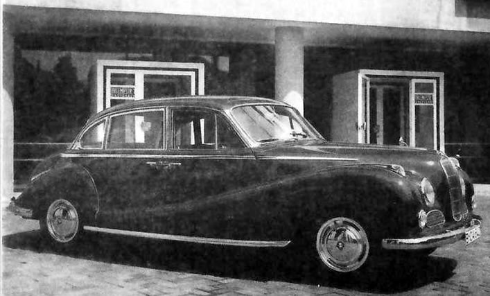 Серийный выпуск версии BMW 3200 L мощностью 140 л.с. с сентября 1961 г. с дисковыми тормозами и…