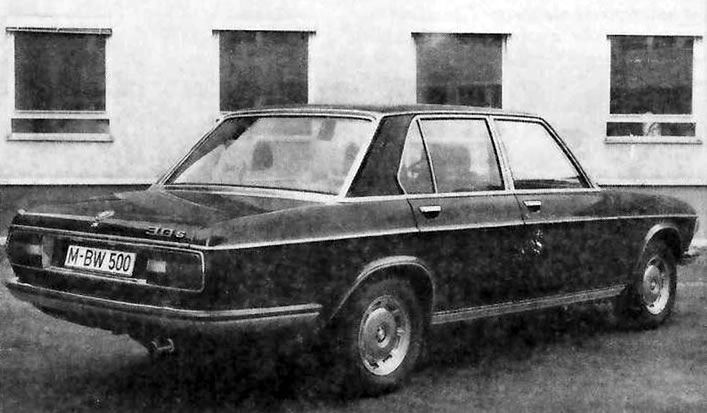 Производство 3,0 S началось в мае 1971 г., 3,0 Si в сентябре 1971 г. В 1971 г. BMW 3,0 S стоил DM…
