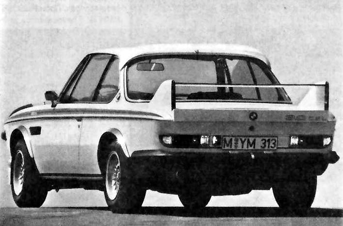 С таким броским обликом было выпущено 167 автомобилей типа BMW 3,0 CSL. Яркие спойлеры у края крыши…