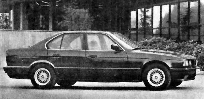 В 1989 г. последовала новая модель 5-й серии с четырехцилиндровым двигателем, 518/ мощностью 113…