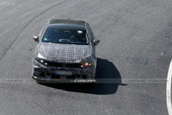 BMW тестирует новую версию «заряженного» седана BMW M5