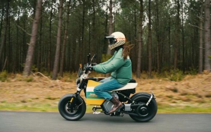 Как говорится в опубликованном пресс-релизе, электрический BMW Motorrad x Deus можно называть…