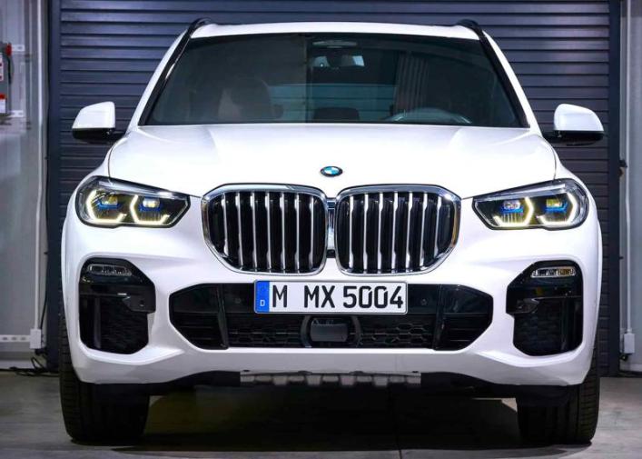 Худшие модельные годы BMW X5: владельцы разочаровывались своими кроссоверами