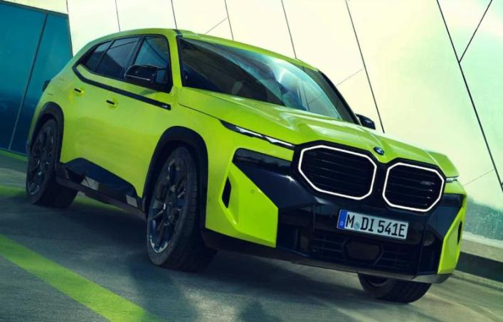 Суперпроизводительный вседорожник BMW XM оказался самым провальным автомобилем компании в прошлом…