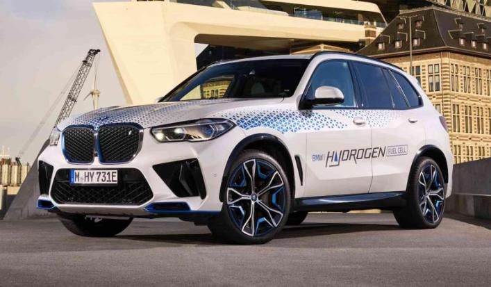 Голландский владелец BMW IX5 показал, сколько стоит заправить его кроссовер водородом