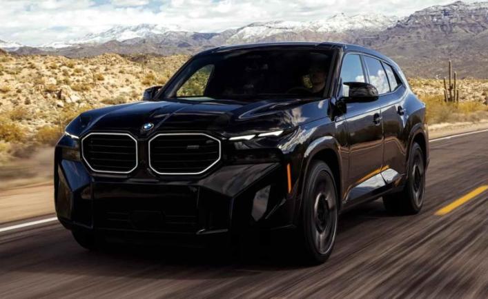 BMW XM