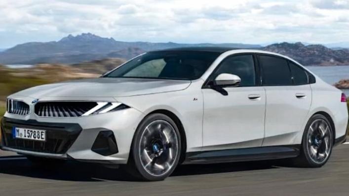 Рестайлинг BMW 5-Series изменит его ноздри и салон