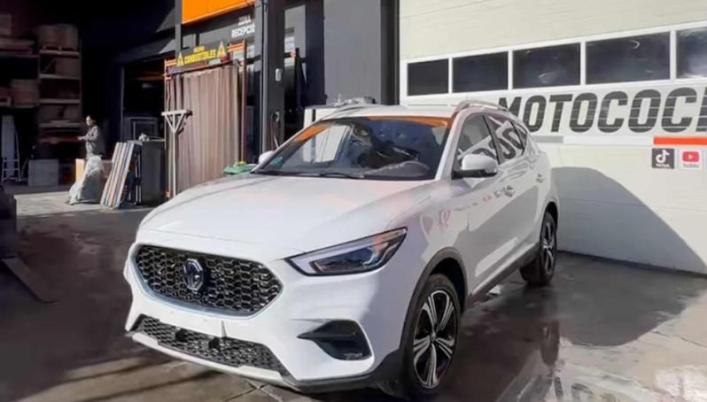 Скриншот с канала Desguacemotocoche