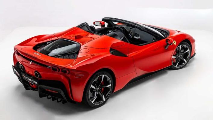 Ferrari SF90 Spider