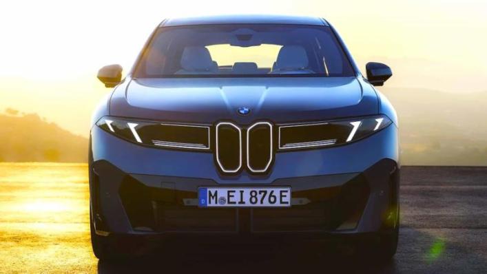Новый электрический BMW X3 «взорвал» европейский рынок: машину раскупили на весь 2026 год