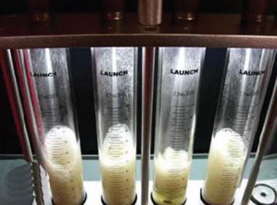 Очевидно, что топливная форсунка в третьем мерном цилиндре подает топлива меньше, чем остальные…