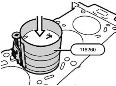 17. Вставить поршень так, чтобы стрелка на головке показывала в сторону привода распределительных…