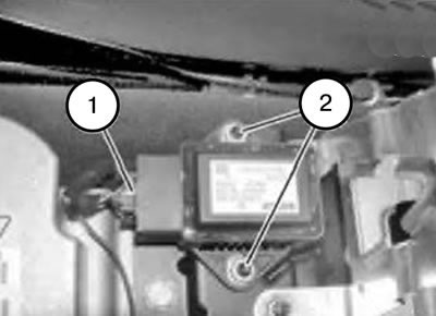 2. Deconectați conectorul (1).